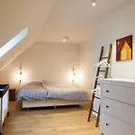 Hochwertige- Helle Mit Meerblick Am Deich By Interhome