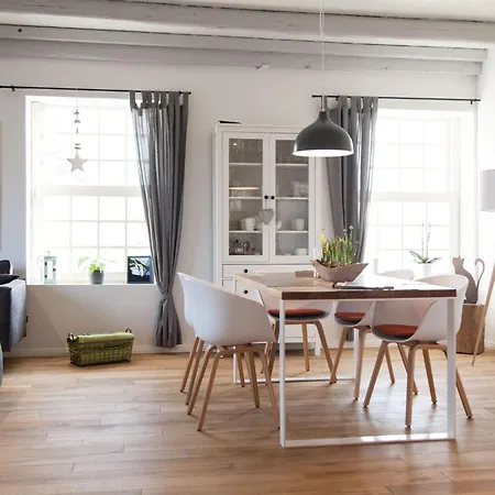 Hochwertige- Helle Mit Meerblick Am Deich By Interhome * Bensersiel
