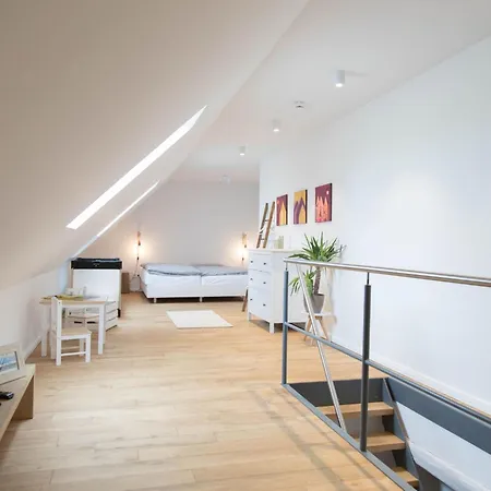 Hochwertige- Helle Mit Meerblick Am Deich By Interhome *