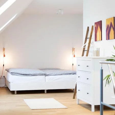 Hochwertige- Helle Mit Meerblick Am Deich By Interhome *