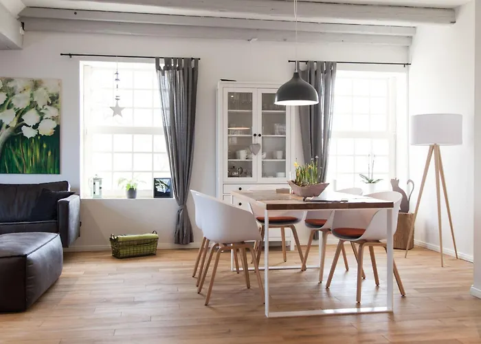 Hochwertige- Helle Mit Meerblick Am Deich By Interhome * Bensersiel